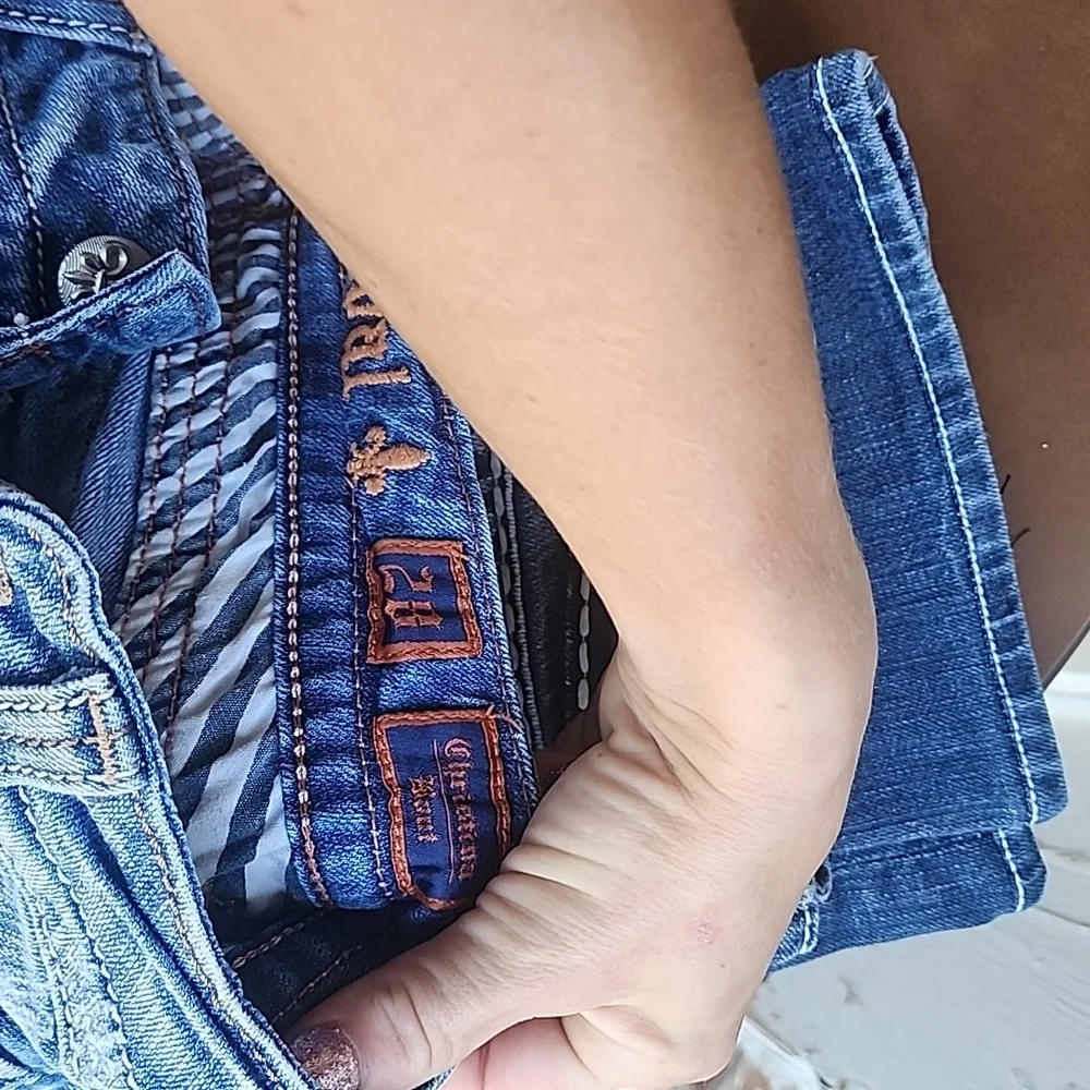 Jeans - Picture 3 of 6